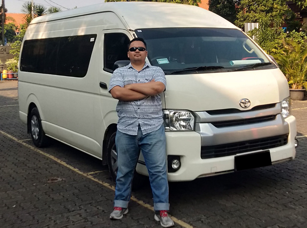 Rental Hiace Solo