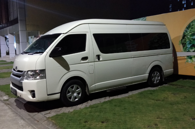 Rental Hiace Solo